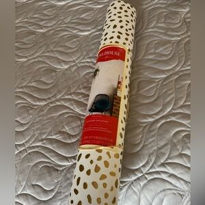 NWOT. OPALHOUSE. Removable wallpaper, white with cheetah print. 27.5’